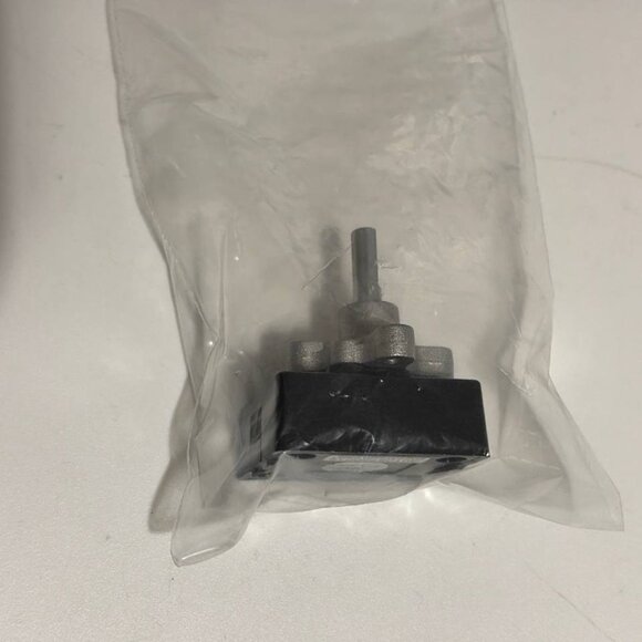 30105700015 Encoder Switch Magic Chef BRAND NEW SEALED - Picture 2 of 4